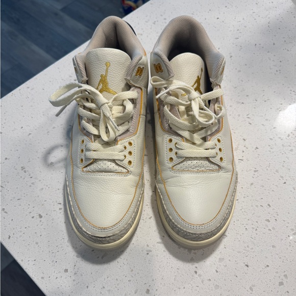 J. Balvin x Air Jordan 3 Retro 'Medellín Sunset' - Picture 1 of 4
